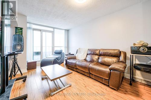 3105 - 60 Brian Harrison Way, Toronto, ON - Indoor Photo Showing Living Room