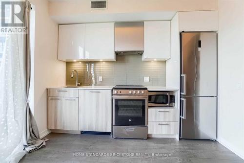 629 - 251 Jarvis Street, Toronto, ON - Indoor Photo Showing Kitchen