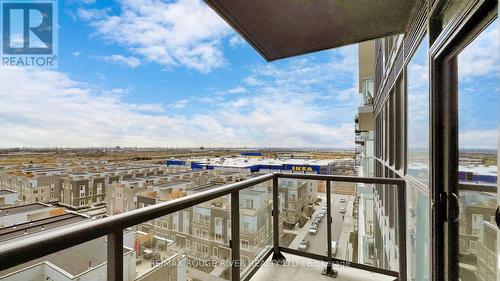 807 - 38 Honeycrisp Crescent, Vaughan, ON - Outdoor With View With Exterior