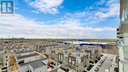 807 - 38 Honeycrisp Crescent, Vaughan, ON - Outdoor With View