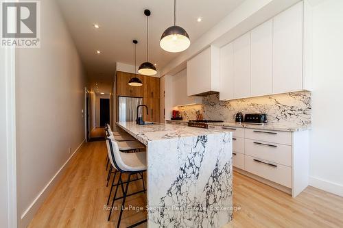 70 Chamberlain Avenue, Toronto, ON - Indoor Photo Showing Kitchen With Upgraded Kitchen