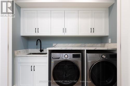 249 Rebecca Street, Oakville, ON - Indoor Photo Showing Laundry Room