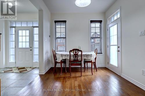 404 Clarkson Gate, Milton, ON - Indoor Photo Showing Dining Room