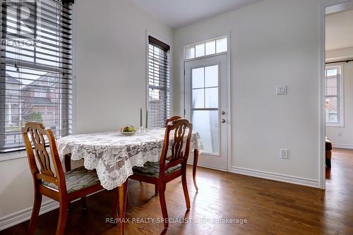 404 Clarkson Gate, Milton, ON - Indoor Photo Showing Dining Room