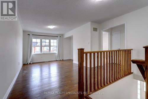 404 Clarkson Gate, Milton, ON - Indoor Photo Showing Other Room