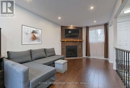 2431 Ploughshare Court, Mississauga, ON - Indoor Photo Showing Living Room With Fireplace