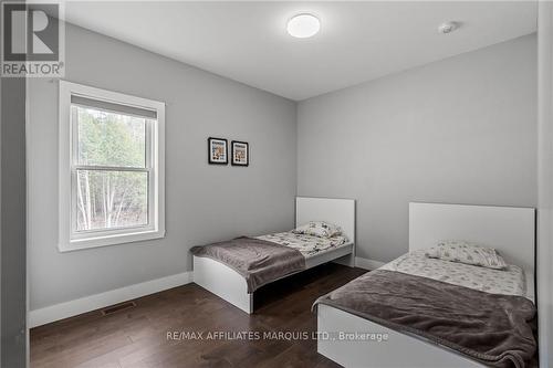 3399 Lakeshore Road, North Glengarry, ON - Indoor Photo Showing Bedroom