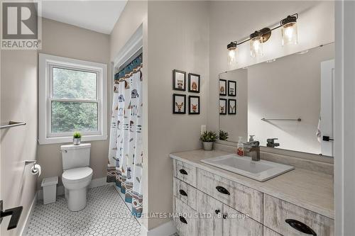 3399 Lakeshore Road, North Glengarry, ON - Indoor Photo Showing Bathroom