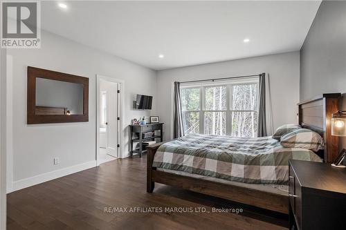 3399 Lakeshore Road, North Glengarry, ON - Indoor Photo Showing Bedroom