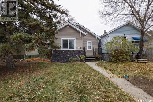 1437 Wascana Street, Regina, SK - Outdoor