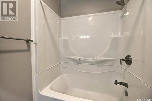 1437 Wascana Street, Regina, SK - Indoor Photo Showing Bathroom