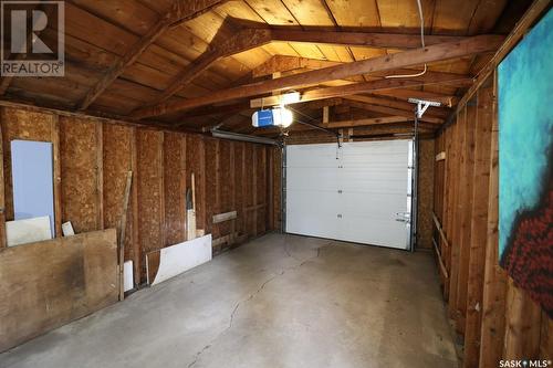 1437 Wascana Street, Regina, SK - Indoor Photo Showing Garage