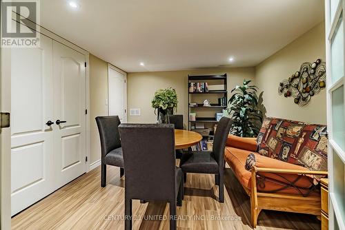 72 - 301 Carnegie Avenue, Peterborough (Northcrest), ON - Indoor Photo Showing Dining Room