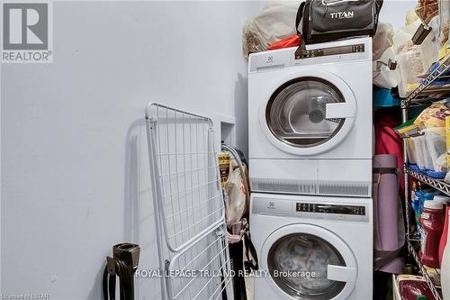 312 - 5 Jacksway Crescent, London, ON - Indoor Photo Showing Laundry Room