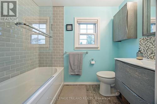 357 Sunset Drive, Central Elgin, ON - Indoor Photo Showing Bathroom