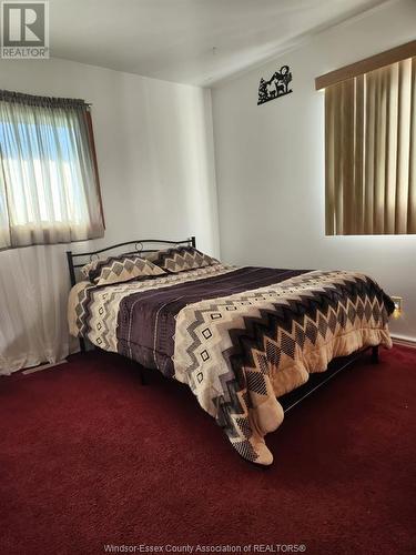 1935 Fox Run Road, Leamington, ON - Indoor Photo Showing Bedroom