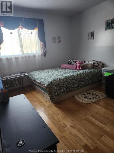 1935 Fox Run Road, Leamington, ON - Indoor Photo Showing Bedroom