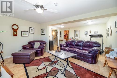 10 Cumberland Court, Fredericton, NB - Indoor Photo Showing Living Room