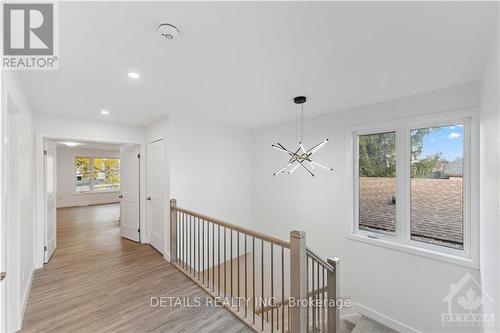 828 Maplewood Avenue, Ottawa, ON - Indoor Photo Showing Other Room