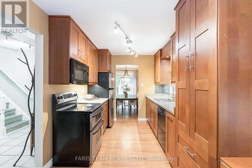 173 Toronto Street, Barrie, ON - Indoor Photo Showing Kitchen