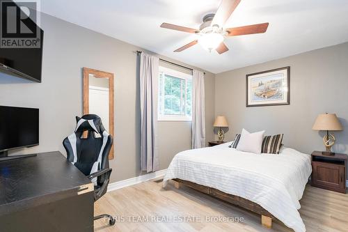 173 Toronto Street, Barrie, ON - Indoor Photo Showing Bedroom