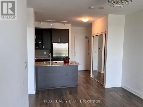 506 - 4633 Glen Erin Drive, Mississauga, ON - Indoor Photo Showing Kitchen