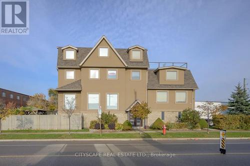 1090 Westmount Avenue, Mississauga, ON - Outdoor With Facade