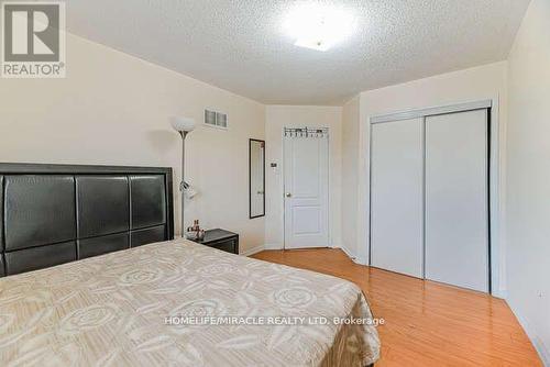 169 Crystal Glen Crescent, Brampton, ON - Indoor Photo Showing Bedroom