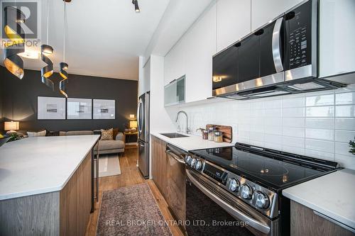 2207 - 16 Brookers Lane, Toronto, ON - Indoor Photo Showing Kitchen With Upgraded Kitchen