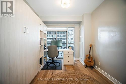 2207 - 16 Brookers Lane, Toronto, ON - Indoor Photo Showing Office