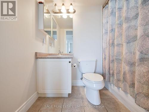 808 - 3 Marine Parade Drive, Toronto, ON - Indoor Photo Showing Bathroom