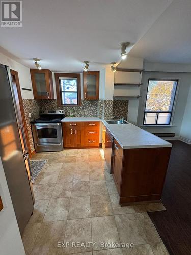 2 - 677 Durie Street, Toronto, ON - Indoor Photo Showing Kitchen