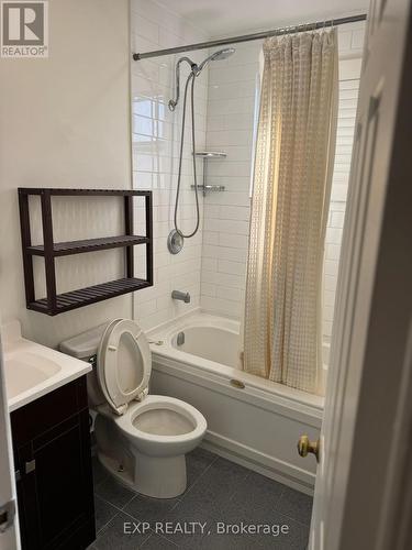 2 - 677 Durie Street, Toronto, ON - Indoor Photo Showing Bathroom