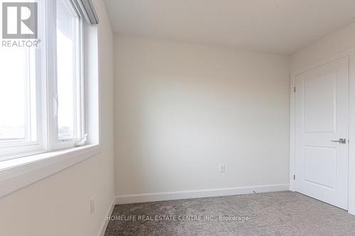 45 Bensley Lane, Hamilton, ON - Indoor Photo Showing Other Room