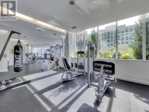 521 - 270 Wellington Street W, Toronto, ON - Indoor Photo Showing Gym Room