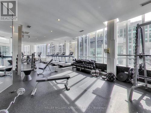 521 - 270 Wellington Street W, Toronto, ON - Indoor Photo Showing Gym Room