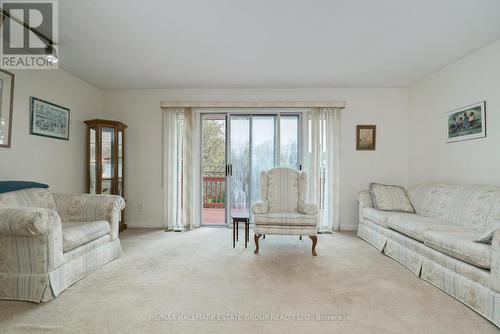 215 Sloane Avenue, Toronto, ON - Indoor Photo Showing Living Room