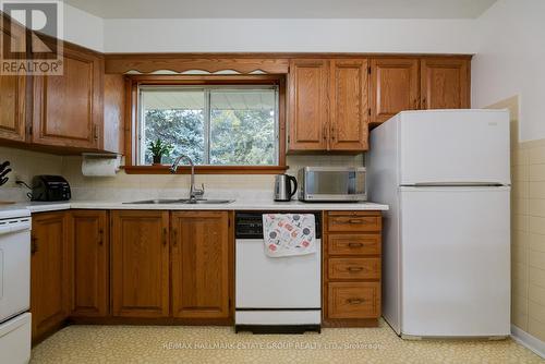 215 Sloane Avenue, Toronto, ON - Indoor Photo Showing Kitchen With Double Sink