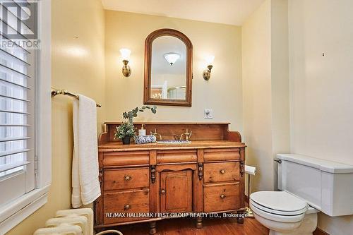 1733 Dufferin Street, Whitby, ON - Indoor Photo Showing Bathroom