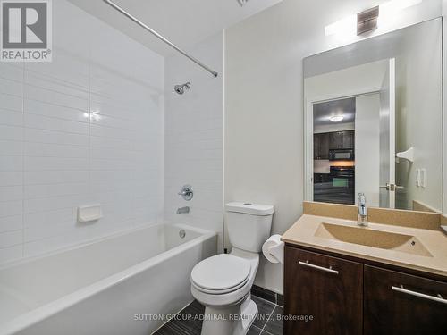 418 - 135 Village Green Square, Toronto, ON - Indoor Photo Showing Bathroom