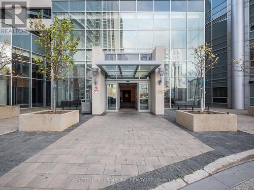 418 - 135 Village Green Square, Toronto, ON - Outdoor With Facade