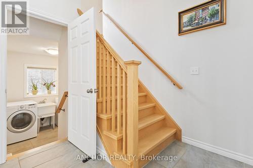 2557 Asima Drive, London, ON - Indoor Photo Showing Laundry Room