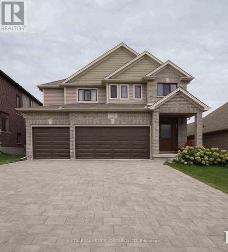 753 Kleinburg Drive, London, ON - Outdoor With Facade