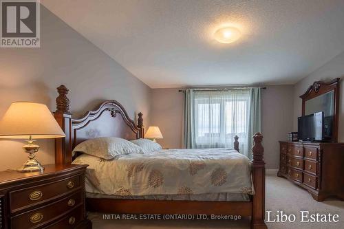 753 Kleinburg Drive, London, ON - Indoor Photo Showing Bedroom