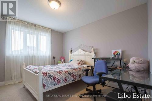 753 Kleinburg Drive, London, ON - Indoor Photo Showing Bedroom