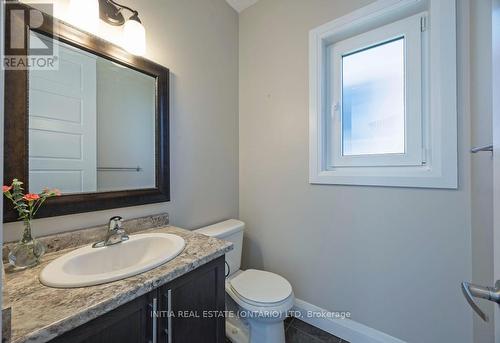 753 Kleinburg Drive, London, ON - Indoor Photo Showing Bathroom