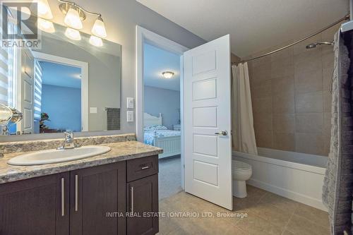 753 Kleinburg Drive, London, ON - Indoor Photo Showing Bathroom