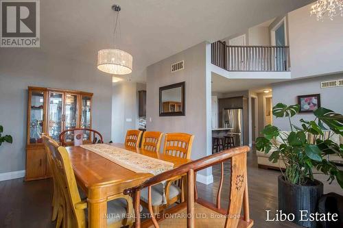 753 Kleinburg Drive, London, ON - Indoor Photo Showing Dining Room