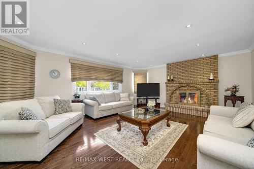 185 Dianawood Ridge, Vaughan, ON - Indoor Photo Showing Living Room With Fireplace