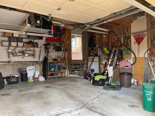 2547 Advent Crt, Mississauga, ON - Indoor Photo Showing Garage